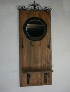 chapeleira com madeira de pallets