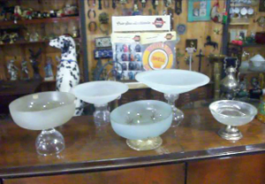 fruteiras com vidros de lustres